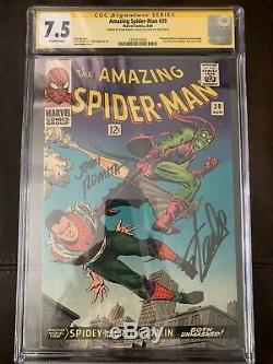 Amazing Spiderman 39 CGC 7.5 SS Signed By Stan Lee And John Romita Sr