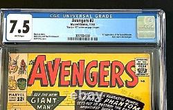 Avengers 2? CGC 7.5? Signed by Stan Lee? New Case? White Pages
