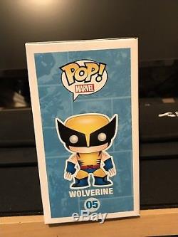 Funko Pop B&W Wolverine Exclusive STAN LEE SIGNED With Excelsior Sticker & COA