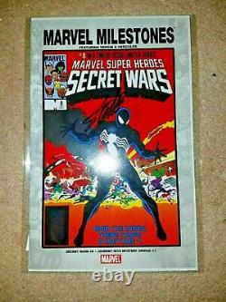 Marvel Super Heroes Secret Wars 8 Signed by Stan Lee 1st Venom symbiote X-Men