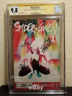 Spider Gwen 1. Signed by Stan Lee Jason Latour & Robbi Rodriguez CGC 9.8