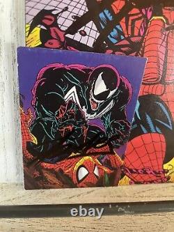 Spiderman comic snd Marvel card, both signed by Stan Lee