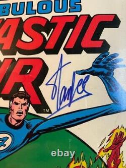 Stan Lee Autographed Comic Book Fabulous Fantastic 4 #2 Marvel Treasury Edition