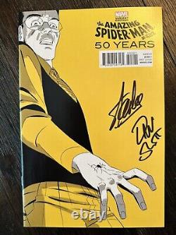 The Amazing Spider-Man #692 VF/NM variant signed by STAN LEE and DAN SLOTT