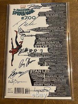 The Amazing Spider-Man #700 Skyline Variant-9 Signatures withCOA