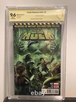 Totally Awesome Hulk 22 CBCS 9.6 Stan Lee Signed 1st Weapon H